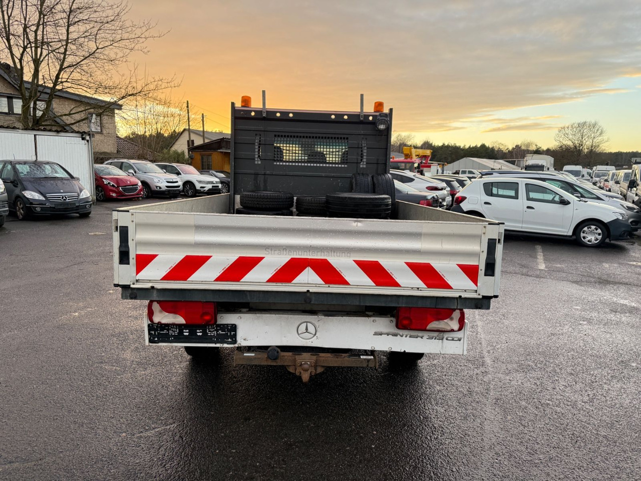 Mercedes-Benz Sprinter II Pritsche 313 CDI - Van flatbed: gambar 5 Mercedes-Benz Sprinter II Pritsche 313 CDI - Van flatbed: gambar 5
