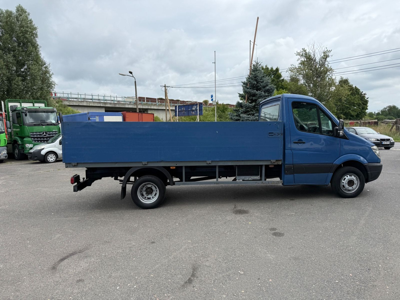 Mercedes-Benz Sprinter II Pritsche515 CDI - Van dengan terpal samping: gambar 3 Mercedes-Benz Sprinter II Pritsche515 CDI - Van dengan terpal samping: gambar 3