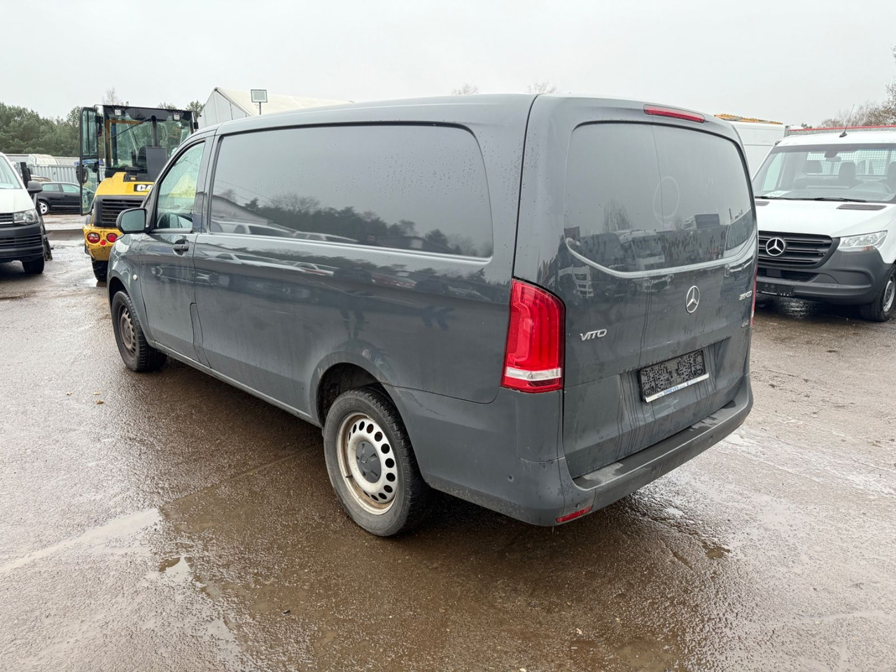 Mercedes-Benz Vito Kasten 119 CDI/BT 4x4 lang MOTORSCHADEN - Van penumpang: gambar 4 Mercedes-Benz Vito Kasten 119 CDI/BT 4x4 lang MOTORSCHADEN - Van penumpang: gambar 4