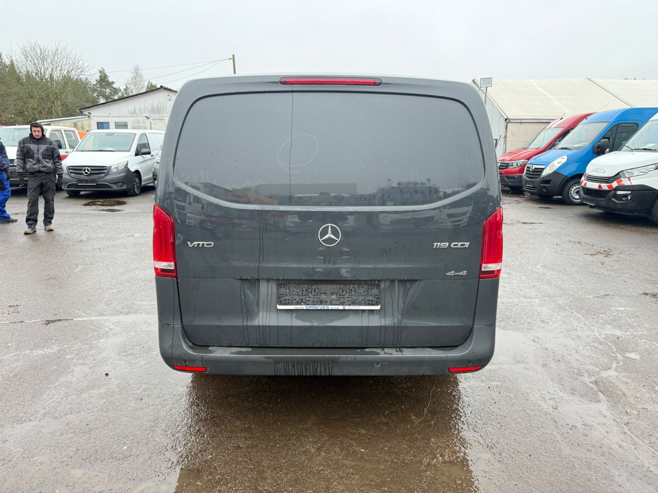 Mercedes-Benz Vito Kasten 119 CDI/BT 4x4 lang MOTORSCHADEN - Van penumpang: gambar 5 Mercedes-Benz Vito Kasten 119 CDI/BT 4x4 lang MOTORSCHADEN - Van penumpang: gambar 5