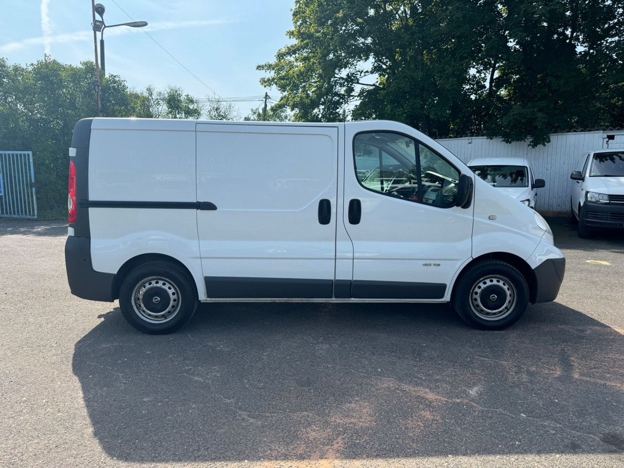 Nissan Primastar Kasten L1H1 2.9t - Van kecil: gambar 5 Nissan Primastar Kasten L1H1 2.9t - Van kecil: gambar 5