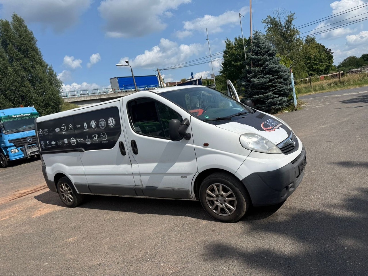 Opel Vivaro Kasten/Kombi Kasten L2H1 2,9t - Van kecil: gambar 5 Opel Vivaro Kasten/Kombi Kasten L2H1 2,9t - Van kecil: gambar 5