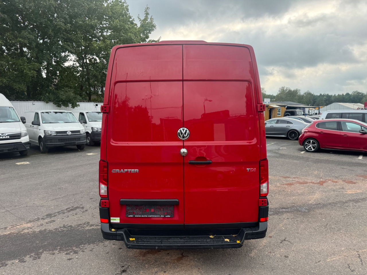 Volkswagen Crafter Kasten Kasten 35 lang Hochdach FWD - Van panel: gambar 5 Volkswagen Crafter Kasten Kasten 35 lang Hochdach FWD - Van panel: gambar 5