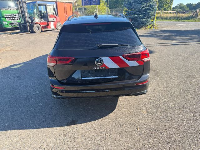 Volkswagen Golf VIII Variant R-Line Wasserschaden - Station wagon: gambar 4 Volkswagen Golf VIII Variant R-Line Wasserschaden - Station wagon: gambar 4