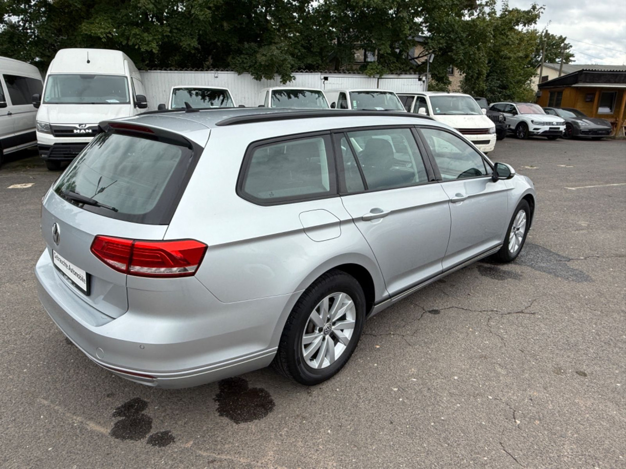Volkswagen Passat Variant Trendline BMT/Start-Stopp - Mobil sedan: gambar 4 Volkswagen Passat Variant Trendline BMT/Start-Stopp - Mobil sedan: gambar 4