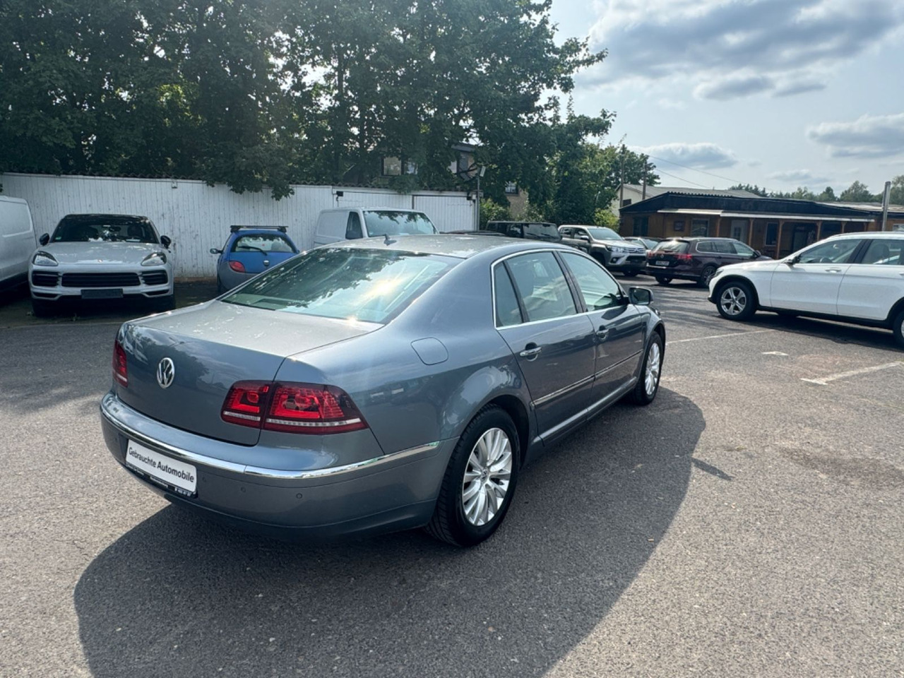Volkswagen Phaeton V6 TDI 5-Sitzer 4Motion 3.0 TDI - Mobil sedan: gambar 4 Volkswagen Phaeton V6 TDI 5-Sitzer 4Motion 3.0 TDI - Mobil sedan: gambar 4