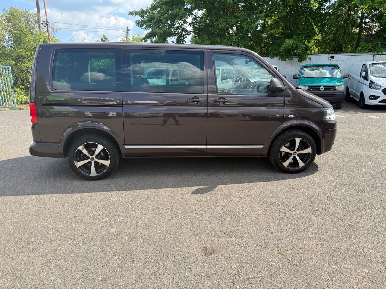 Volkswagen T5 Multivan Highline - Van penumpang: gambar 5 Volkswagen T5 Multivan Highline - Van penumpang: gambar 5