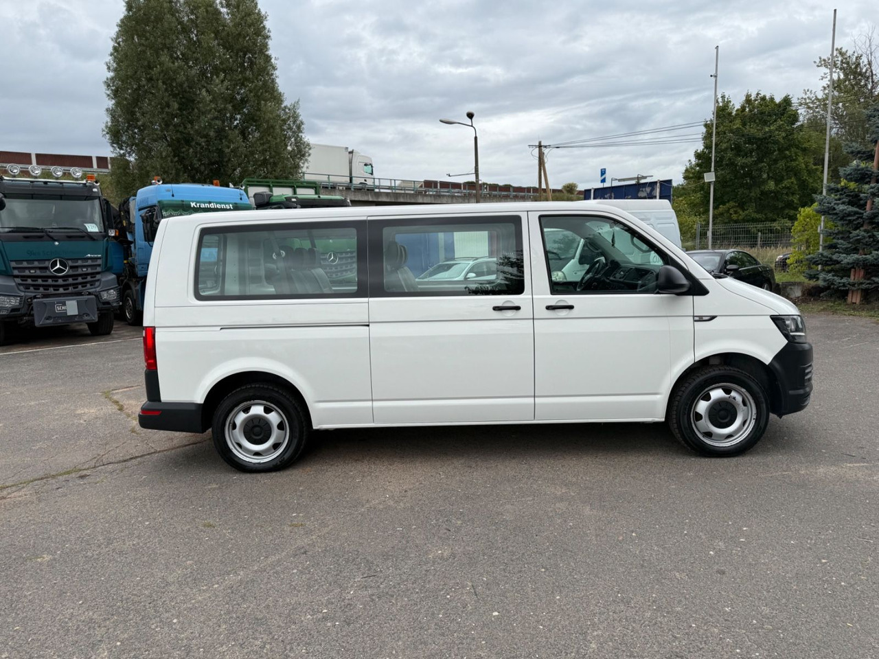 Volkswagen T6 Transporter 9 Sitzer 4Motion - Van penumpang: gambar 3 Volkswagen T6 Transporter 9 Sitzer 4Motion - Van penumpang: gambar 3