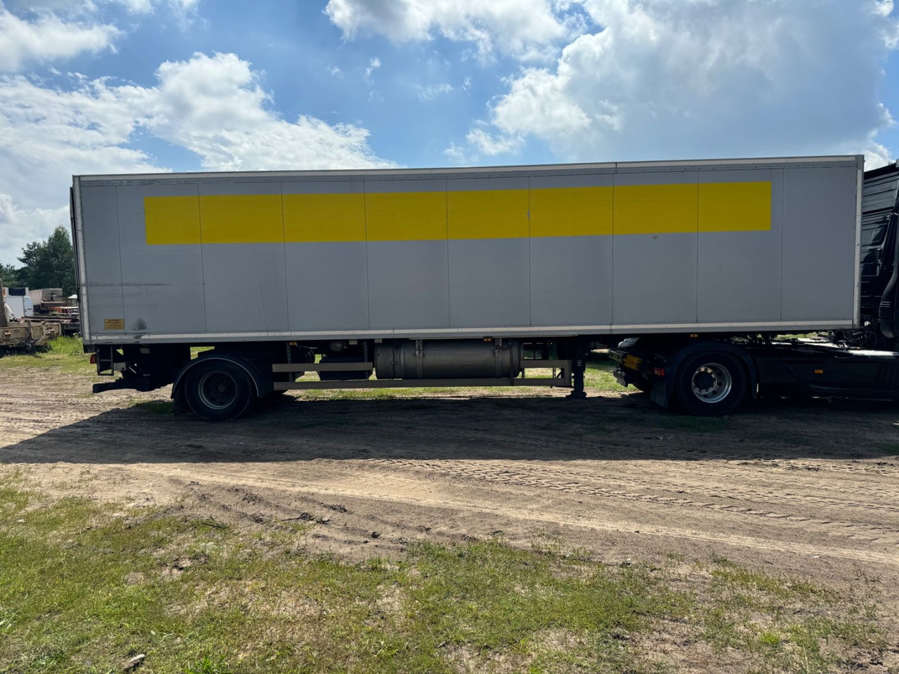 Semi-trailer berpendingin Wagen-Mayer HSK 10-9 mit LBW: gambar 7