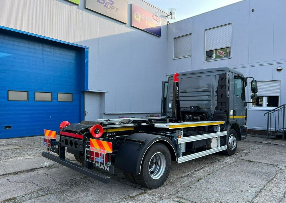 MAN TGL 12.180, hakowiec Janco/GP Lift - Truk sampah: gambar 5 MAN TGL 12.180, hakowiec Janco/GP Lift - Truk sampah: gambar 5