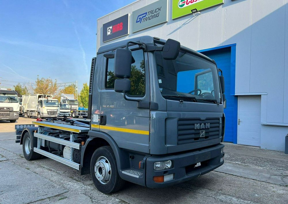 MAN TGL 12.180, hakowiec Janco/GP Lift - Truk sampah: gambar 4 MAN TGL 12.180, hakowiec Janco/GP Lift - Truk sampah: gambar 4