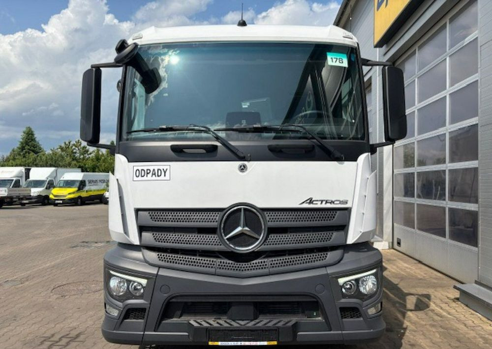 Mercedes-Benz Actros - Truk sampah: gambar 2 Mercedes-Benz Actros - Truk sampah: gambar 2