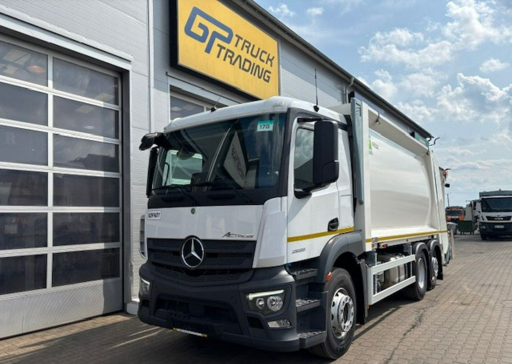 Mercedes-Benz Actros - Truk sampah: gambar 1 Mercedes-Benz Actros - Truk sampah: gambar 1
