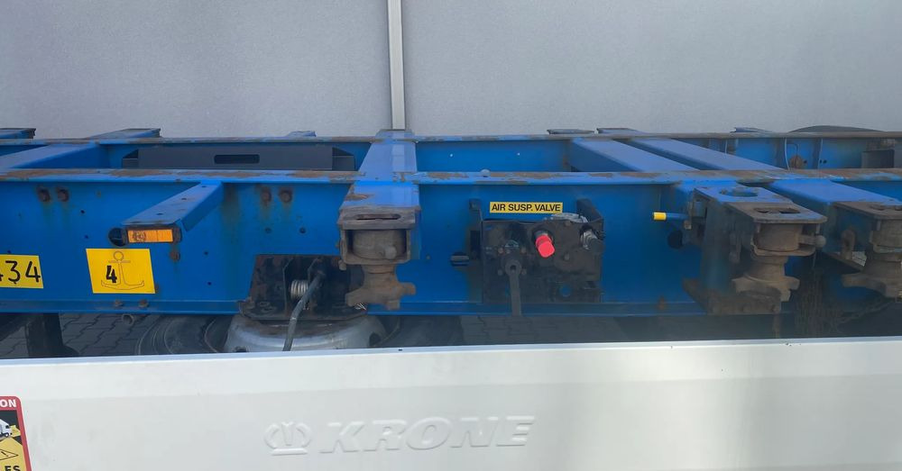 Semi-trailer pengangkut mobil Krone SD: gambar 10
