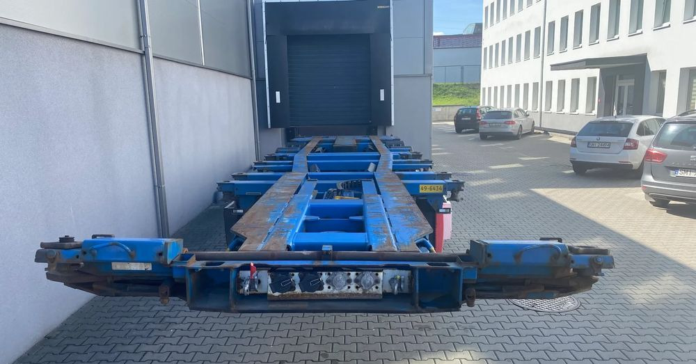 Krone SD - Semi-trailer pengangkut mobil: gambar 3 Krone SD - Semi-trailer pengangkut mobil: gambar 3