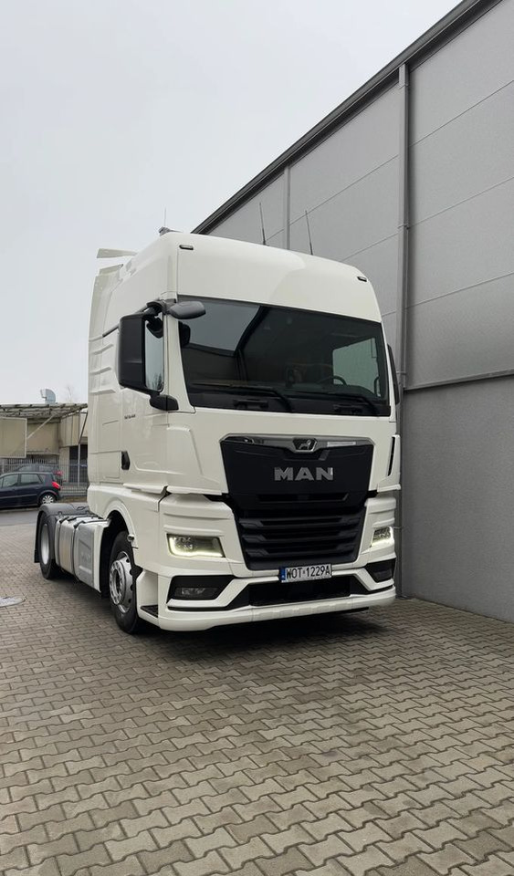 MAN TGX - Tractor head: gambar 4 MAN TGX - Tractor head: gambar 4