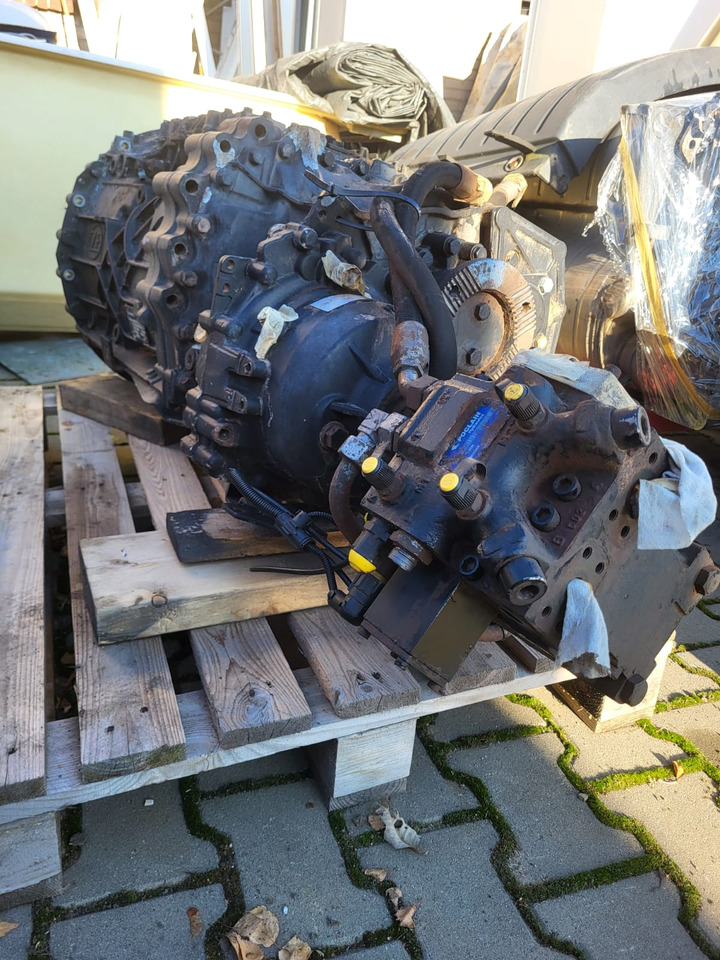 ZF TRAXON 12 TX 2826 - Gearbox: gambar 3 ZF TRAXON 12 TX 2826 - Gearbox: gambar 3