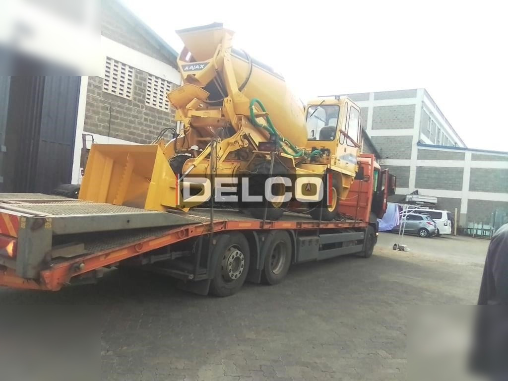 AJAX ARGO 4000 - Truk pengaduk beton: gambar 3 AJAX ARGO 4000 - Truk pengaduk beton: gambar 3