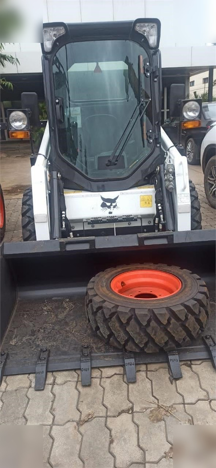 BOBCAT S450 - Skid steer: gambar 3 BOBCAT S450 - Skid steer: gambar 3
