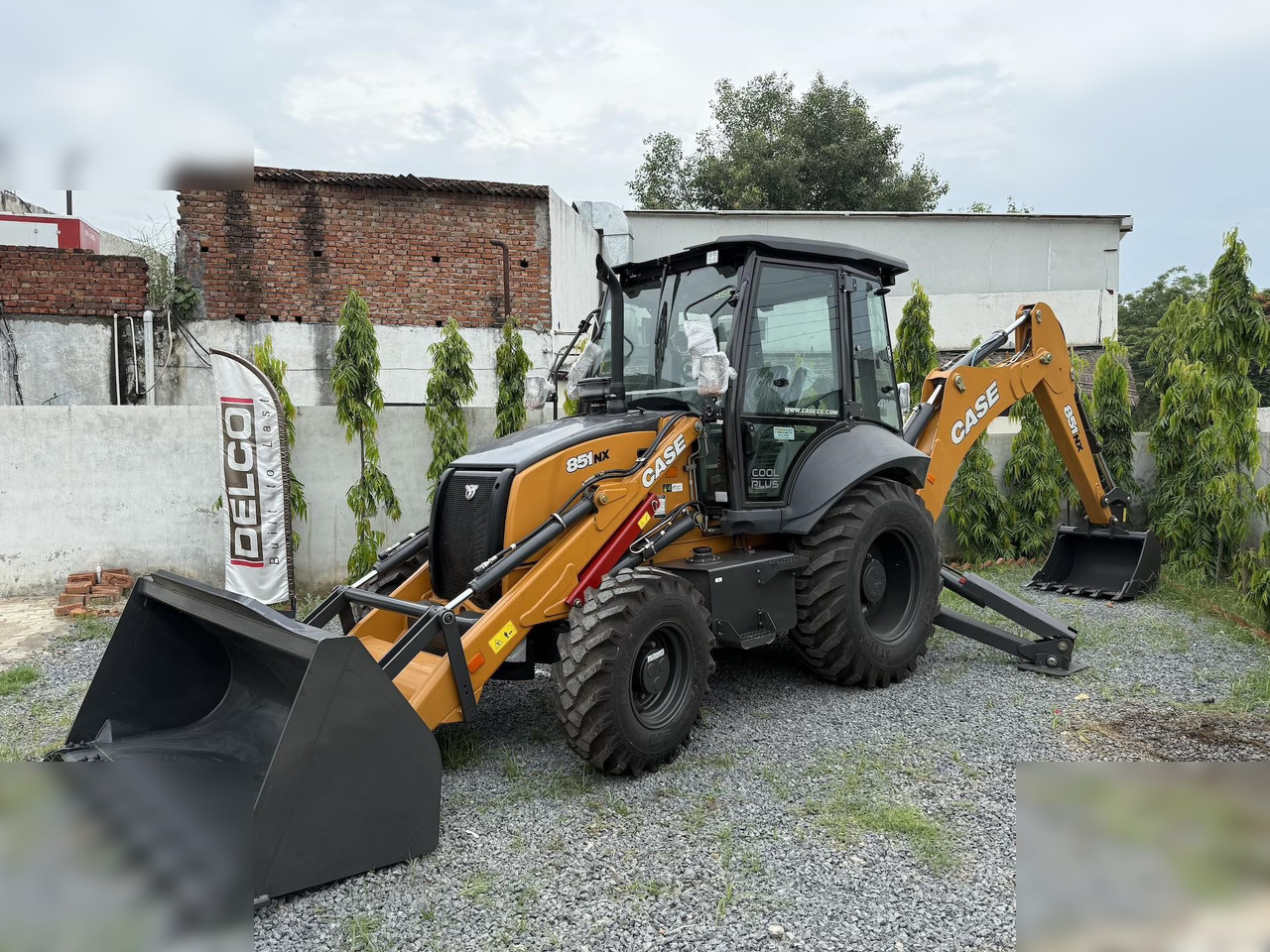 CASE 851NX CP - Backhoe loader: gambar 2 CASE 851NX CP - Backhoe loader: gambar 2