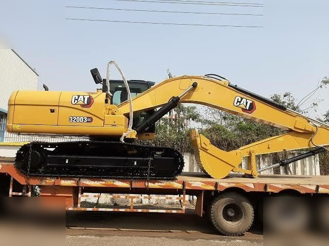CATERPILLAR 320D3GC - Ekskavator perayap: gambar 4 CATERPILLAR 320D3GC - Ekskavator perayap: gambar 4