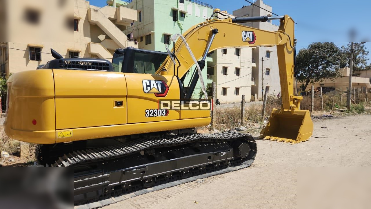 CATERPILLAR 323D3 - Ekskavator perayap: gambar 2 CATERPILLAR 323D3 - Ekskavator perayap: gambar 2
