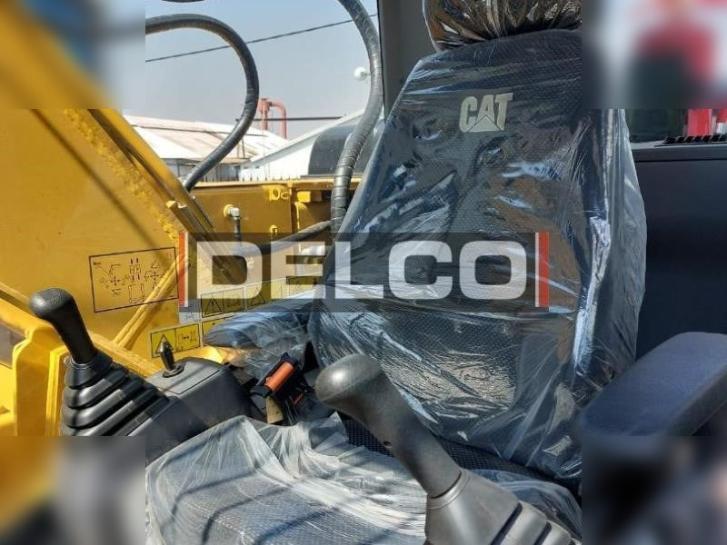 Ekskavator perayap baru CATERPILLAR 323D3: gambar 16