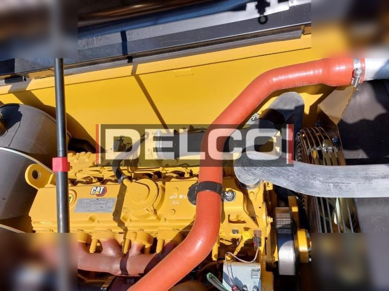 Ekskavator perayap baru CATERPILLAR 323D3: gambar 20