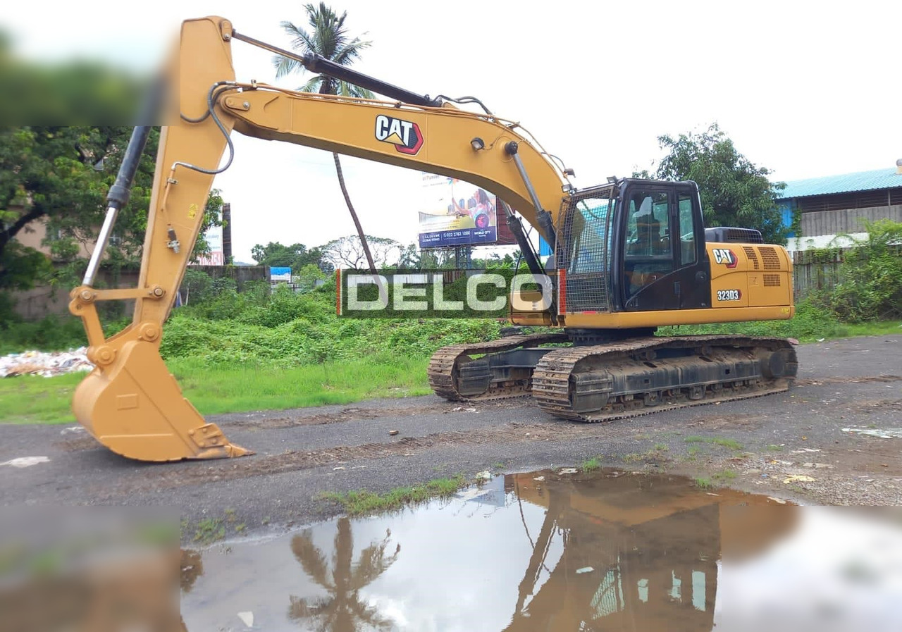 CATERPILLAR 323D3 - Ekskavator perayap: gambar 4 CATERPILLAR 323D3 - Ekskavator perayap: gambar 4