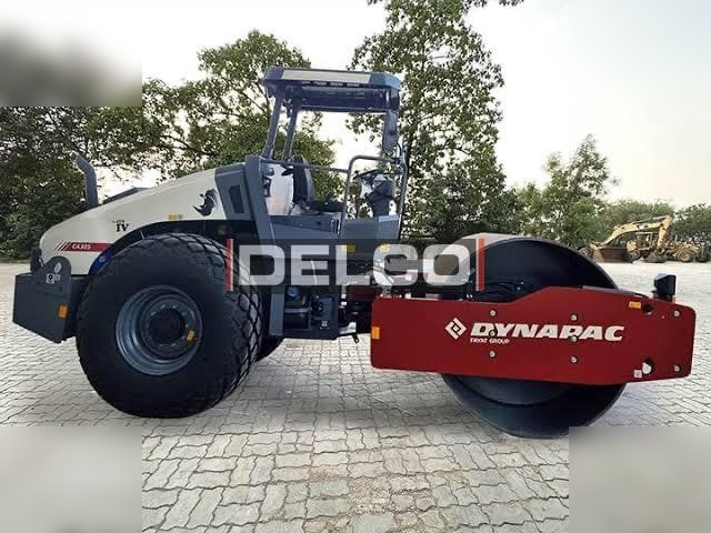 DYNAPAC CA305D - Roller: gambar 3 DYNAPAC CA305D - Roller: gambar 3