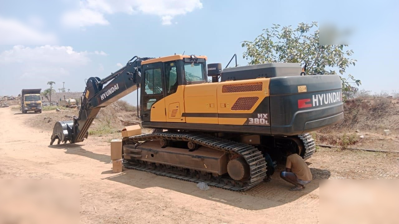 HYUNDAI HX380L - Ekskavator perayap: gambar 1 HYUNDAI HX380L - Ekskavator perayap: gambar 1