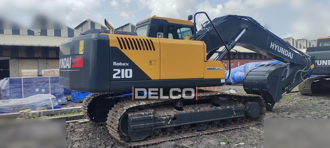 HYUNDAI ROBEX 210 - Ekskavator perayap: gambar 1 HYUNDAI ROBEX 210 - Ekskavator perayap: gambar 1