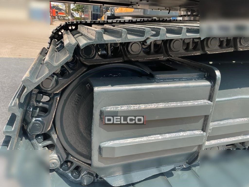 Ekskavator perayap baru HYUNDAI ROBEX 215L SMART: gambar 18