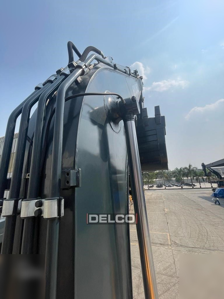 Ekskavator perayap baru HYUNDAI ROBEX 215L SMART: gambar 7
