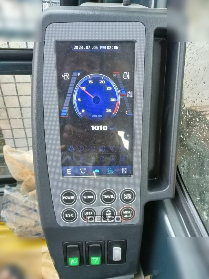 Ekskavator perayap baru HYUNDAI ROBEX 215L SMART: gambar 15