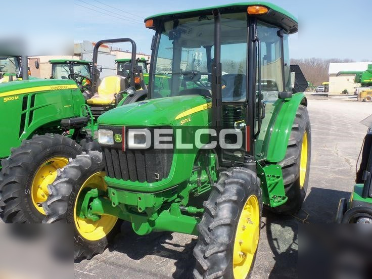 JOHN DEERE 5075E - Traktor: gambar 1 JOHN DEERE 5075E - Traktor: gambar 1