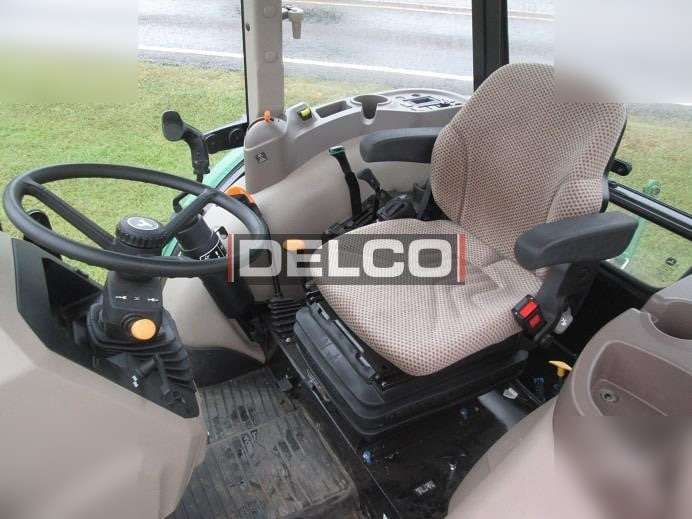 JOHN DEERE 5075E - Traktor: gambar 5 JOHN DEERE 5075E - Traktor: gambar 5