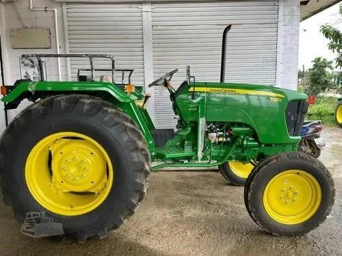 JOHN DEERE 5210 - Traktor: gambar 1 JOHN DEERE 5210 - Traktor: gambar 1