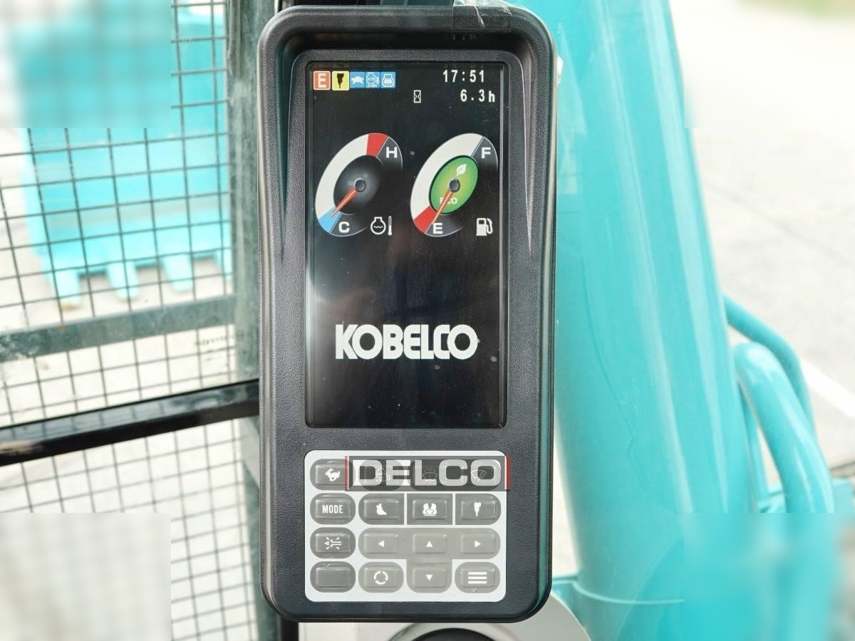 Ekskavator perayap baru KOBELCO SK220: gambar 6