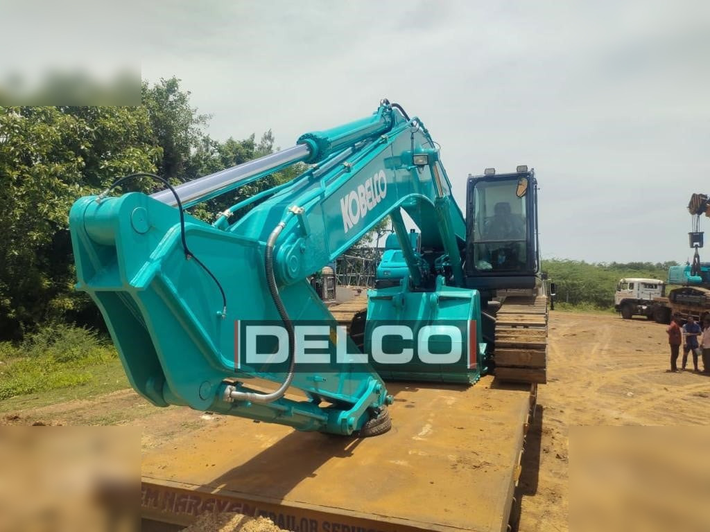 Ekskavator perayap baru KOBELCO SK380XD LC-10: gambar 12