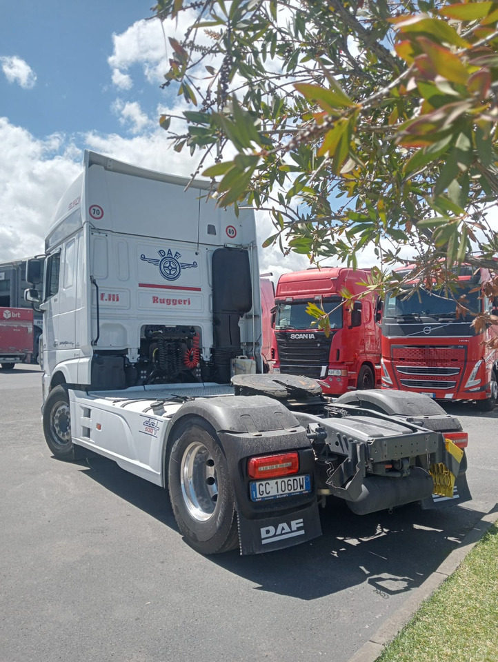 DAF XF 530CV - Tractor head: gambar 3 DAF XF 530CV - Tractor head: gambar 3