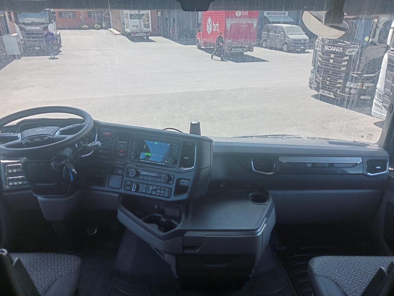 SCANIA S520 A4X2NB - Tractor head: gambar 5 SCANIA S520 A4X2NB - Tractor head: gambar 5