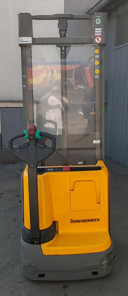 Jungheinrich EJC 112 3.6m/ 2020y/ 4460mh/ 1.2t/ lion - Penumpuk: gambar 3 Jungheinrich EJC 112 3.6m/ 2020y/ 4460mh/ 1.2t/ lion - Penumpuk: gambar 3