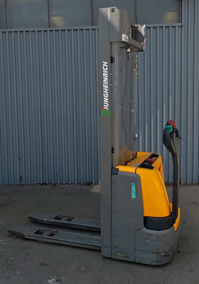 Jungheinrich EJC 112 3.6m/ 2020y/ 4460mh/ 1.2t/ lion - Penumpuk: gambar 1 Jungheinrich EJC 112 3.6m/ 2020y/ 4460mh/ 1.2t/ lion - Penumpuk: gambar 1