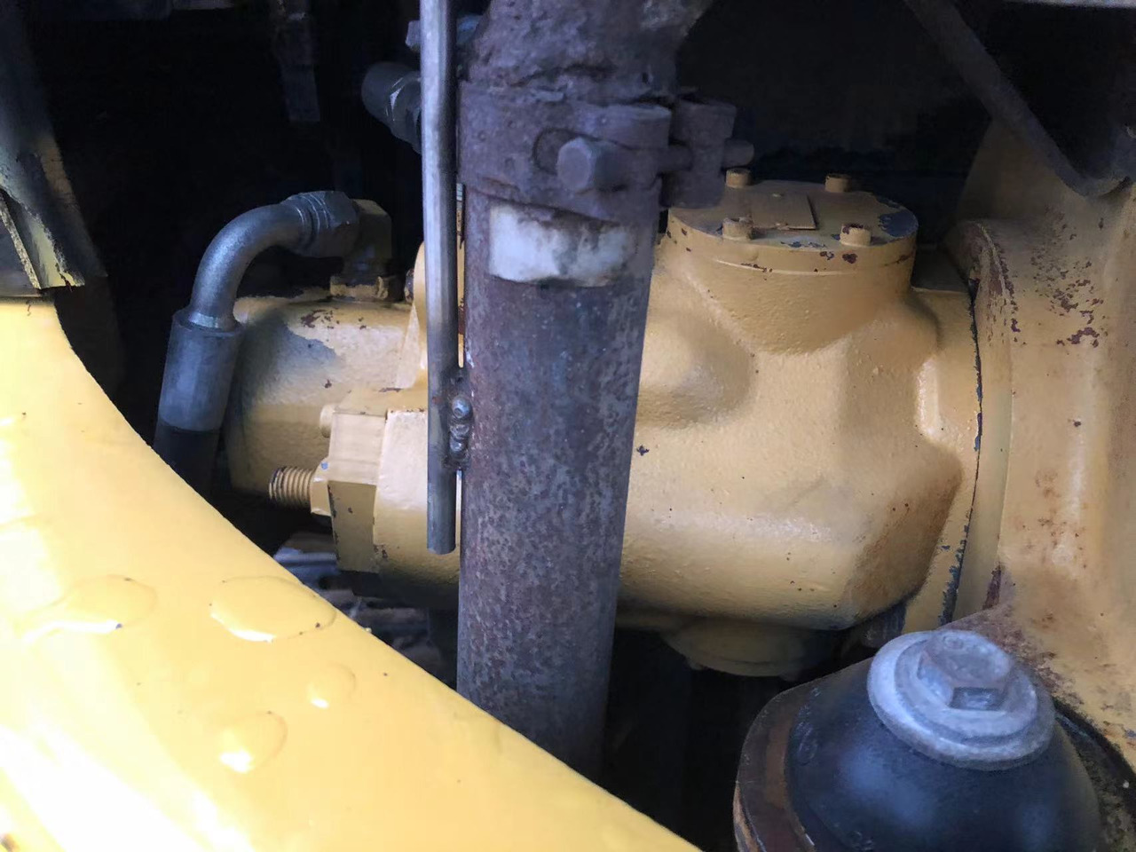 CAT 304C - Ekskavator mini: gambar 2 CAT 304C - Ekskavator mini: gambar 2