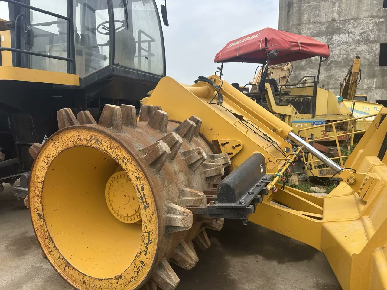 CAT 6G - Stabilisator tanah: gambar 2 CAT 6G - Stabilisator tanah: gambar 2