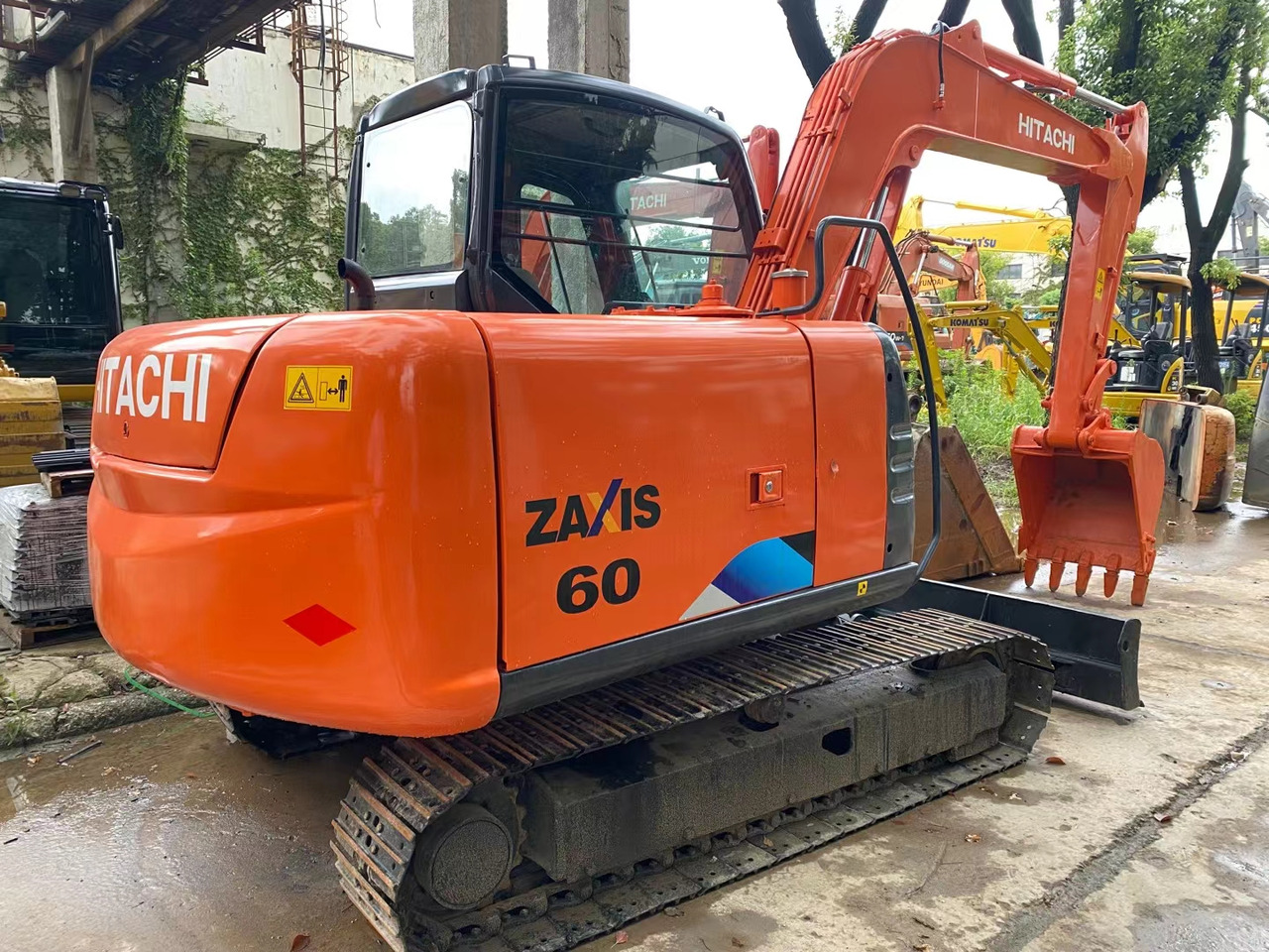 Hitachi zaxis 60 - Ekskavator perayap: gambar 5 Hitachi zaxis 60 - Ekskavator perayap: gambar 5