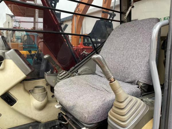 Hitachi zaxis 70 - Ekskavator perayap: gambar 5 Hitachi zaxis 70 - Ekskavator perayap: gambar 5