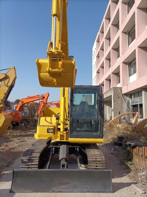 Komatsu PC70 - Ekskavator mini: gambar 5 Komatsu PC70 - Ekskavator mini: gambar 5