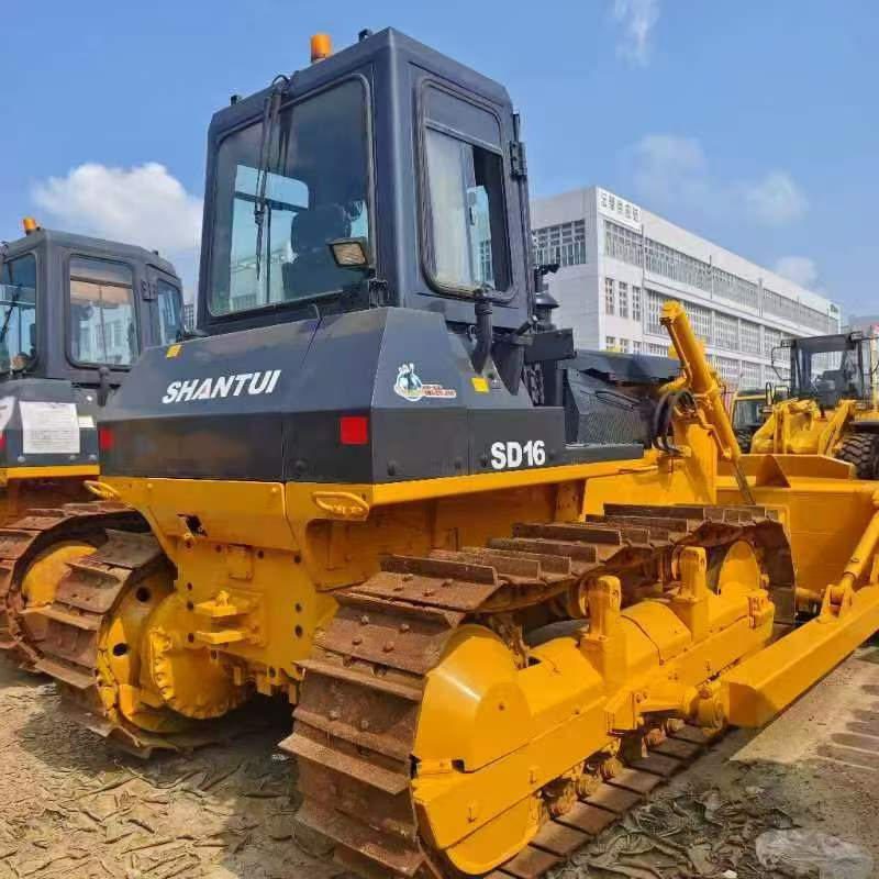 Shantui SD16 - Bulldozer: gambar 1 Shantui SD16 - Bulldozer: gambar 1